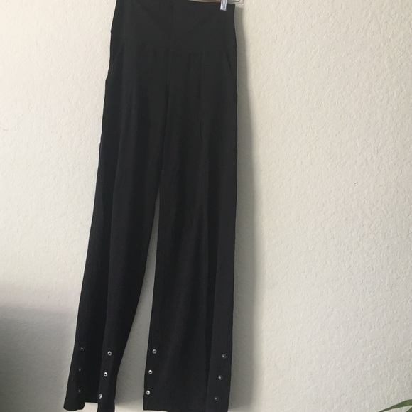 lululemon athletica Pants - Loved lululemon high waist yoga pants